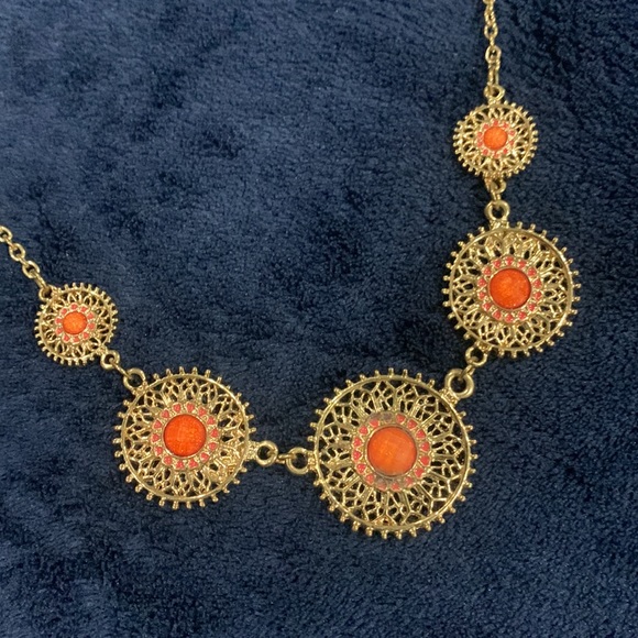 H&M neckpiece from Switzerland 🇨🇭 - Picture 4 of 5